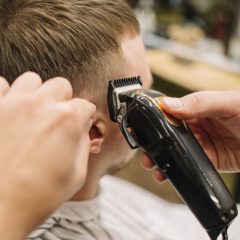 hairstylist-giving-haircut-client